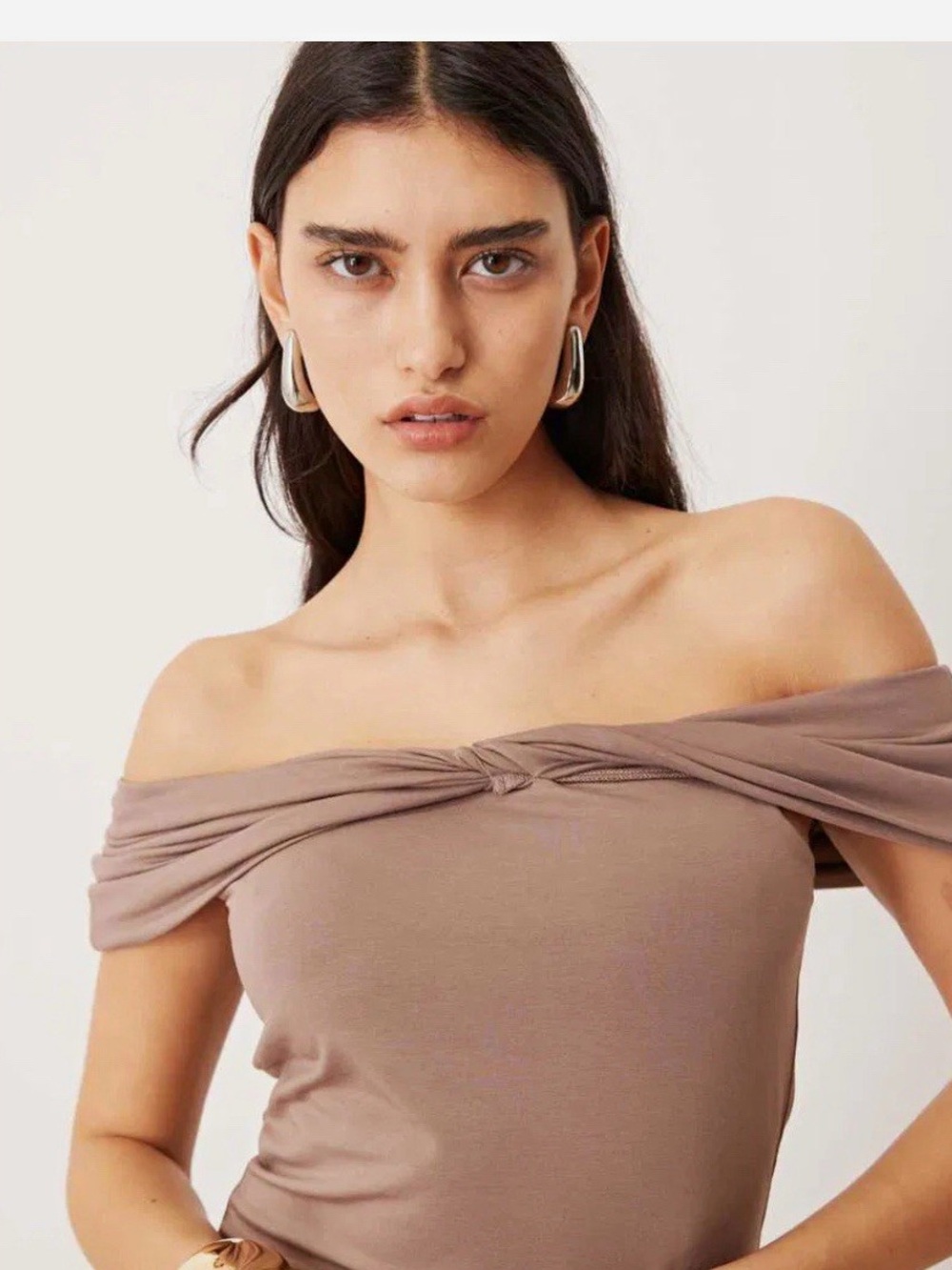 Abercrombie & Fitch Off-Shoulder Twist Front Camisole in Taupe